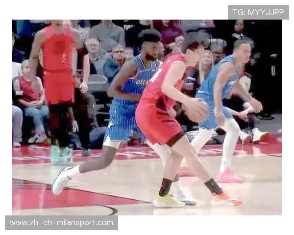 _魔术在主场爆发，逆转取胜_，魔术出场动作