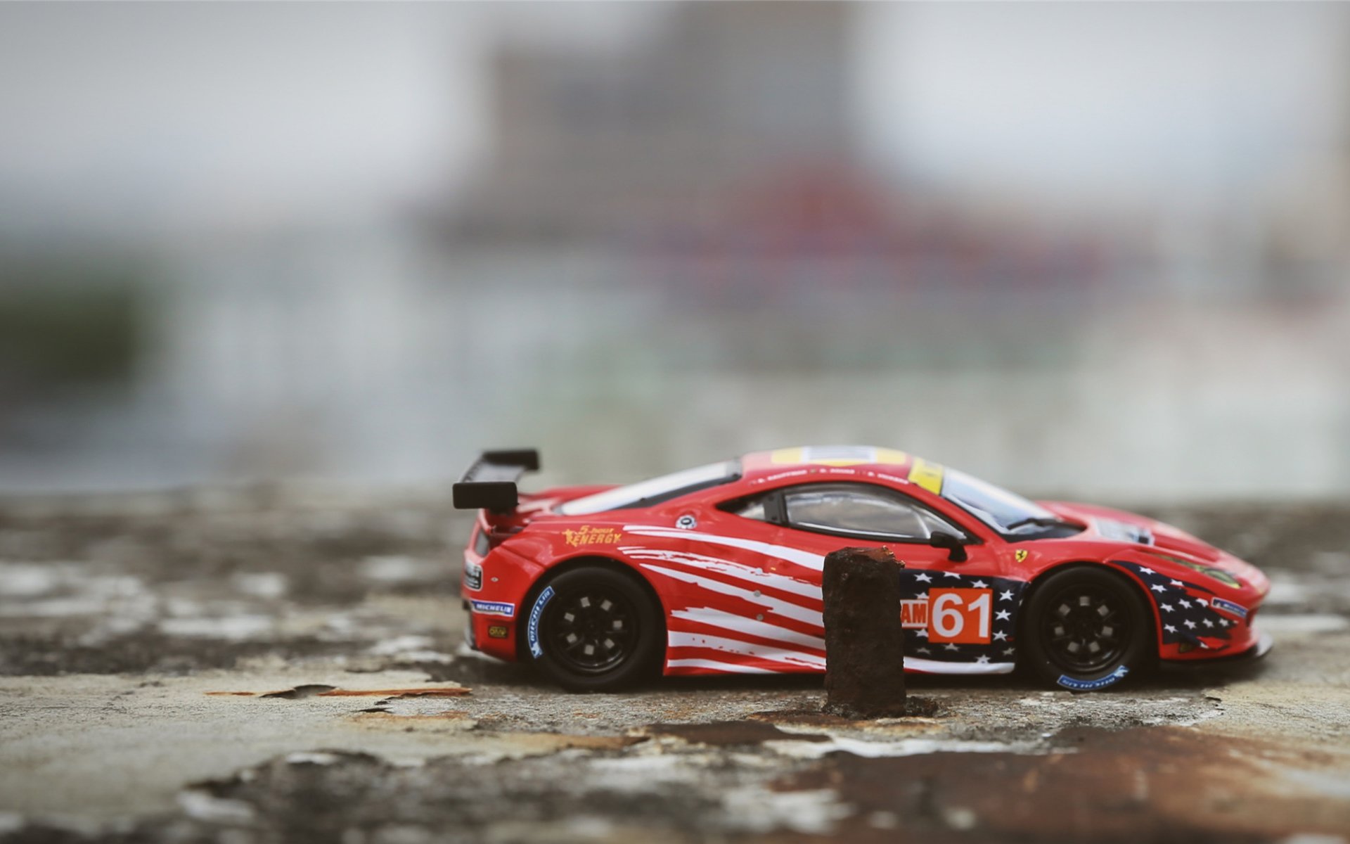 掘金赛后集体观看比赛录像检讨表现,掘金队回放